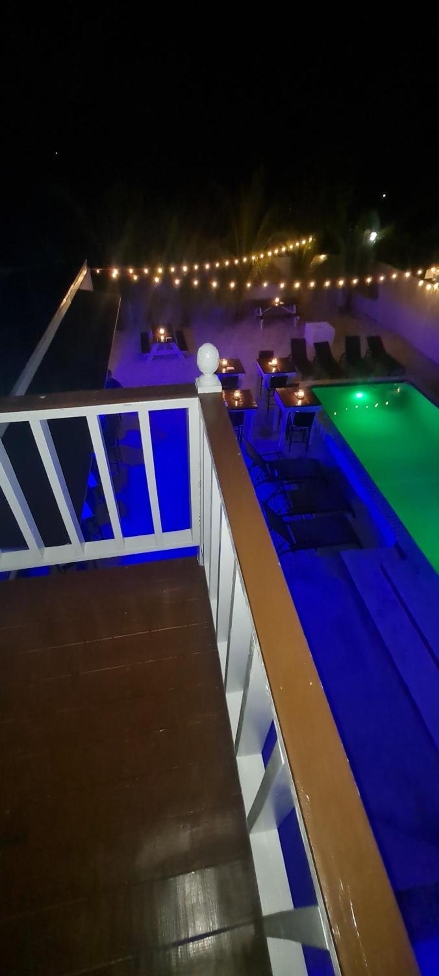 Bell At The Airport Suites Adults Only - Free Airport Transportation Nassau Exterior foto