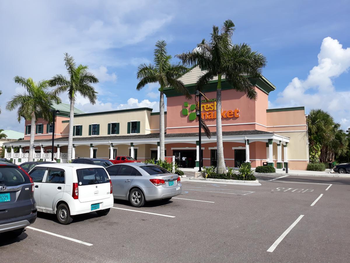 Bell At The Airport Suites Adults Only - Free Airport Transportation Nassau Exterior foto